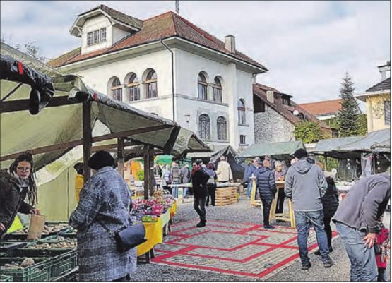 Ein Märt begeistert: Der Birrwiler Dorfmärt blickt auf eine erfolgreiche zweite Saison zurück, im 2020 soll’s weitergehen. (Bilder: zVg.)