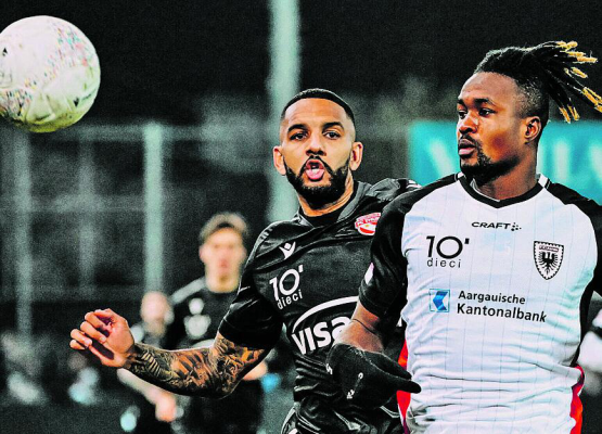 David Acquah lässt zusammen mit dem FC Aarau momentan alle hinter sich. (Bild: Sarah Rölli)