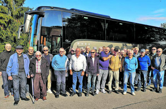 Die pensionierten Ehemaligen genossen den Ausflug und die guten Gespräche untereinander. (Bild: zVg.)