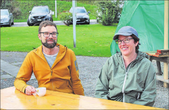 Gemeinsam: Initiant Fabian Birrer und Präsidentin Barbara Härri. (Bilder: grh)