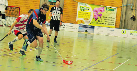 Loks Verteidiger Andreas Frey schoss sein Team gegen Grünenmatt in die Verlängerung. (Bild: Roland Jaus)