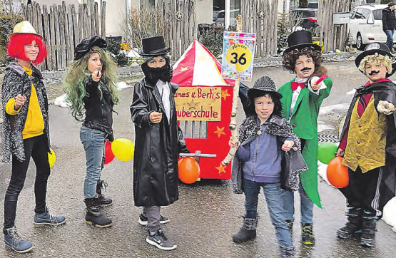 Alle machten sie mit: Der virtuelle Umzug stiess bei den kleinen und grossen Fasnächtlern auf offene Ohren. (Bilder: zVg.)