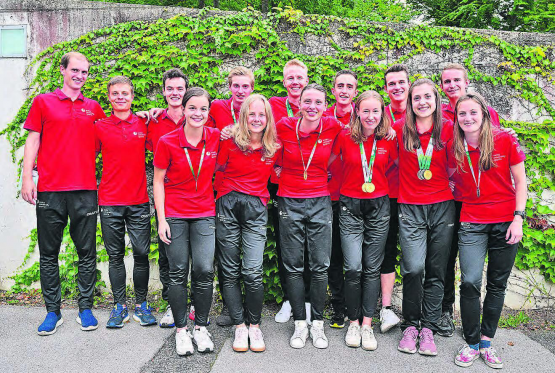 Erfolgreiche Orientierungsläufer: Im Schweizer OL-Team − hier aufgenommen anlässlich der Studenten-WM − sind zahlreiche Sportler aus dem Aargau und aus unserer Region vertreten. (Bild: zVg.)