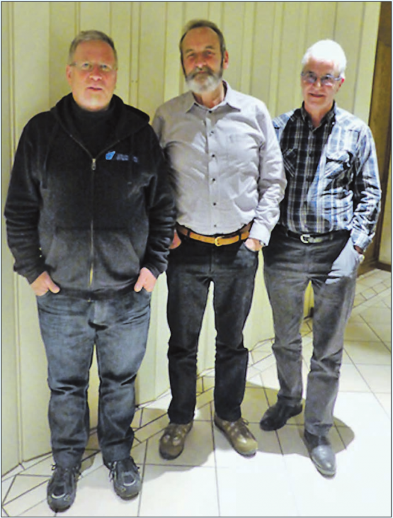 Grund zur Freude: (v.li) Jubilar Ueli Kleeb und die Neumitglieder Walter Gerber und Walter Frei (nicht auf dem Foto ist Lea Frei). (Bild: zVg.)