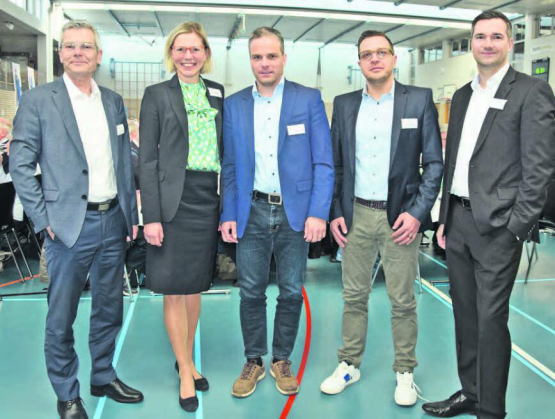 Ein aufgestelltes Team zeichnet für die Bank verantwortlich: Stefan Züsli, Suzanne Marclay-Merz, Pierre-Yves Geiser, Markus Mahler und Pascal Segginger (v.l.). (Bilder: st.)
