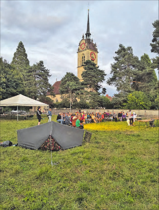 Beim Lagerfeuer fanden die aktiven und ehemaligen Mitglieder der Cevi-Gränichen einen gemütlichen Ausklang des Abends. (Bild: zVg.)