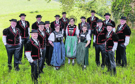 Bodenständig und authentisch: So will der Jodlerklub Kölliken auch auf der neuen CD in Erscheinung treten. (Bilder: Frédéric Giger, Suhr)