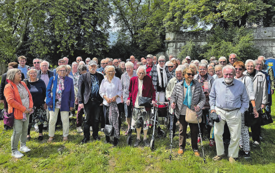 Ein schönes Erlebnis: Die Seniorenreise der reformierten Kirchgemeinde führte nach Altreu. (Bild: zVg.)