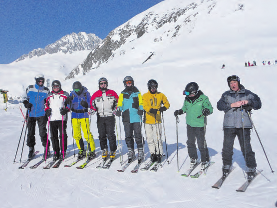 Männerriege Beinwil am See: Im Schnee des Skigebiets Andermatt-Sedrun. (Bild: zVg.)