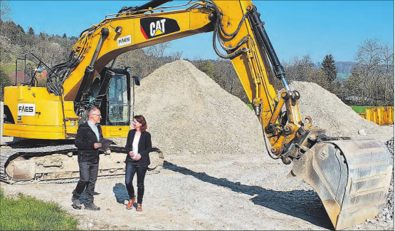 Engagiert in der Region: Karin und Serge Faes vom Bau- und Generalunternehmen Gebr. Faes AG, welches vor 60 Jahren gegründet wurde.