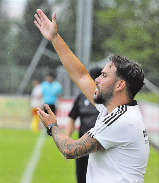 Nach 1½ Jahren beim SC Schöftland ist Schluss: Leo Romero steht beim Zweitligisten nicht mehr an der Seitenlinie. (Bild: Otto Lüscher)