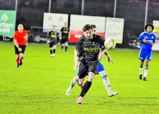 Der FC Gontenschwil zeigte sich nach dem Seitenwechsel offensiver und konnte sich gute Chancen erspielen. (Bild: Roland Jaus)