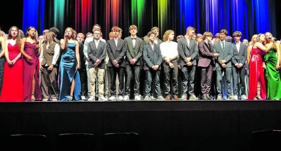 Die Schulabgängerinnen und -abgänger des Schulstandorts Neumatt. (Bilder: rms.)