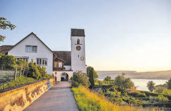Auf dem Weg: Die reformierte Kirchgemeinde Birrwil feierte in diesem Jahr ihren 750. Geburtstag mit verschiedensten Aktivitäten. Auch am Jugendfest war sie vertreten. (Bild: zVg.)