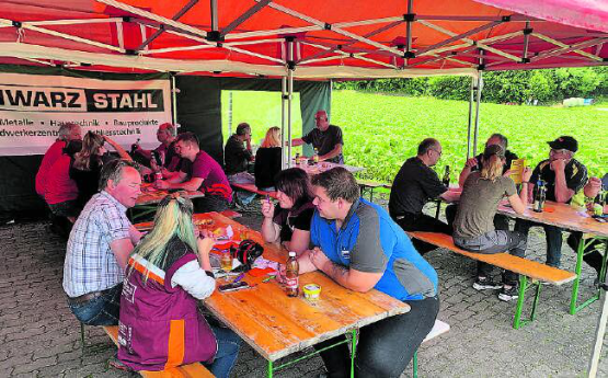 Damit gut geschossen werden kann, braucht es auch Verpflegung. (Bild: zVg.)