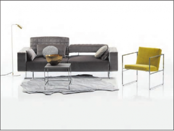 Neuheit von Brühl: Das Sofa Airy macht fast alles möglich. Ein neuer Beschlag für die Rückenverstellung bietet Sitz- und Liegekomfort in einem. Jetzt bei Ulrich Erlebnis Wohnen in Sursee.