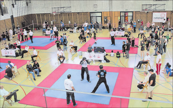 Ob auf den Matten oder im Ring: Es gab viel zu entdecken. (Bild: grh)